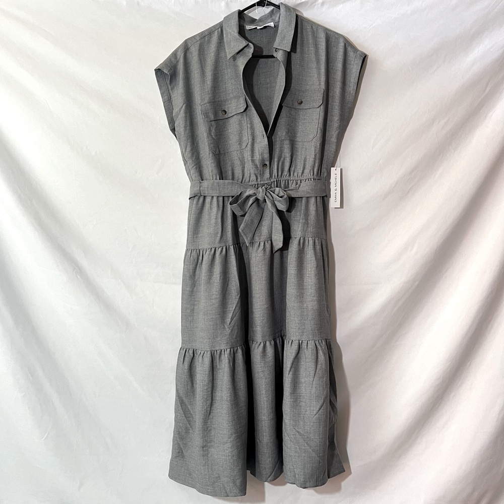 Women’s stylish gray dress by Emma & Michele - size M